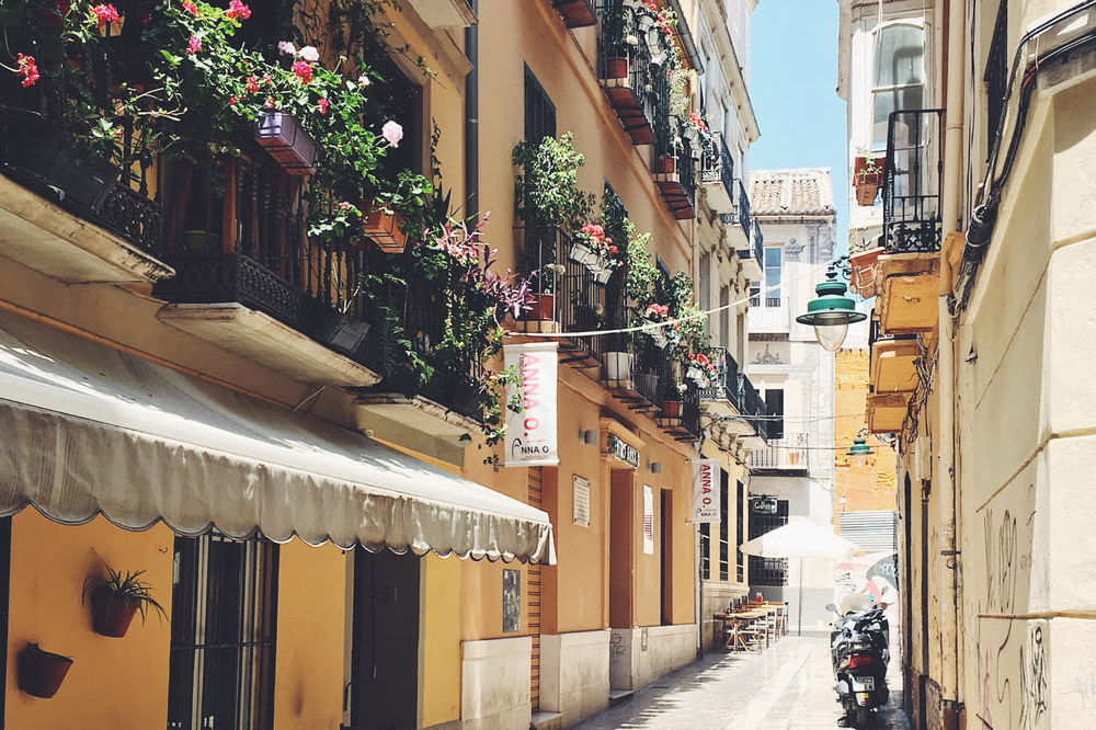 綠色建筑,擦亮“低碳環?!毙旅? alt=